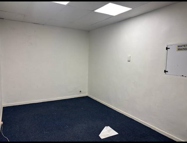 346M² OFFICE TO LET IN TYGER VALLEY